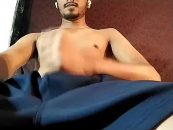 Ultimate_cHappiE webcam model stream image