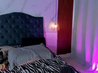 sara-zc webcam model stream image