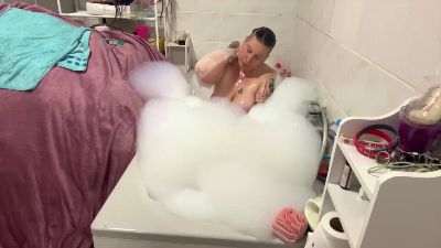 KillerDropsi webcam model stream image