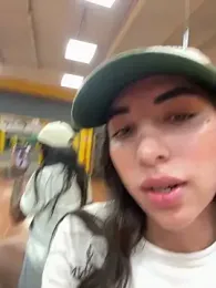 valeriahornier webcam stripchat model stream image