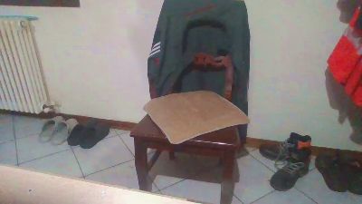 fox198 webcam model stream image