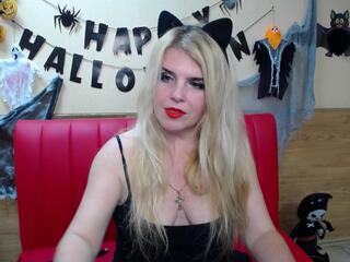 Julya Barbi webcam flirt4free model stream image