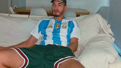 justatall_guy webcam model stream image