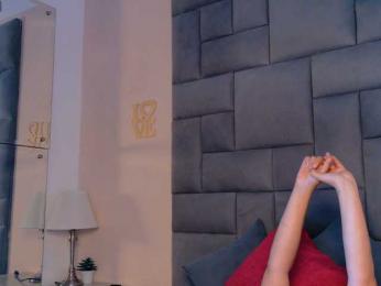 Miia-Velvet webcam model stream image