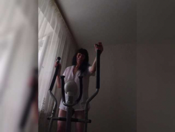 Lana-11 webcam model stream image