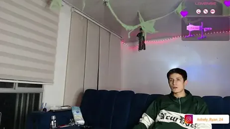 ashely_ryan24 webcam model stream image