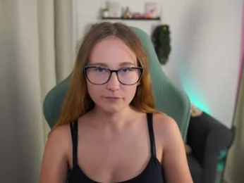 glossy_babe_ webcam model stream image