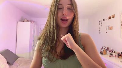 HeeBrittian webcam cam4 model stream image