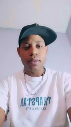 Elnegrodewhatsa webcam model stream image