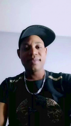 Elnegrodewhatsa webcam model stream image