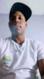 Elnegrodewhatsa webcam model stream image