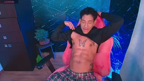 Palo_santo webcam stripchat model stream image