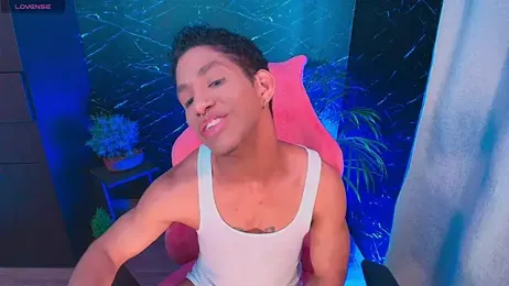 Palo_santo webcam model stream image