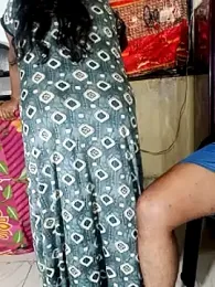 Pyasi-bhabhi webcam model stream image