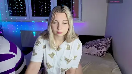 llolilove webcam model stream image