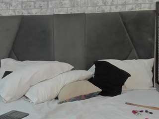 milaadams webcam model stream image