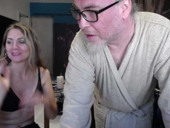 GiselleandJay webcam model stream image