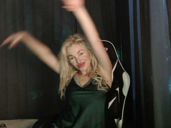 Margo77-1 webcam model stream image