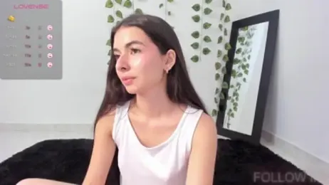 Coralinee_01 webcam model stream image