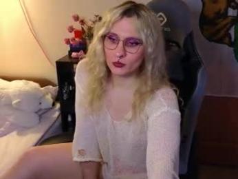 lori_myaf webcam chaturbate model stream image