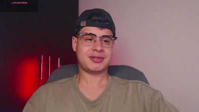 matt_reinold1 webcam model stream image