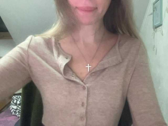 Sweet-Melodie webcam model stream image