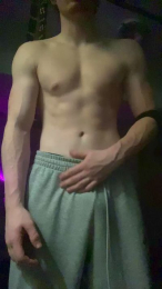 Ginger_switch webcam model stream image