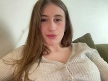 Walkiria19 webcam model stream image