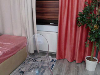 DaliaHaven webcam model stream image