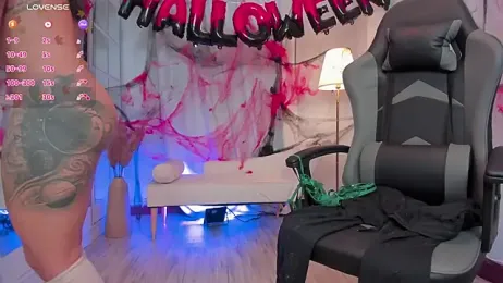 LeahJones_ webcam stripchat model stream image