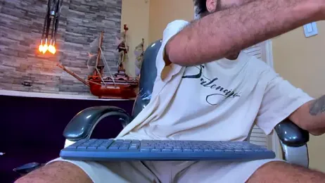 Hottie_Bear webcam model stream image