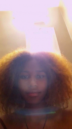 KynaFrenchy webcam model stream image