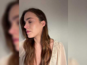 Kendrasil webcam model stream image