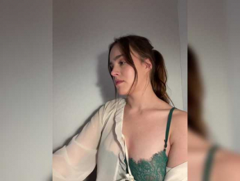 Kendrasil webcam model stream image