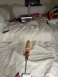 Ozge-SluttyScream69 webcam model stream image