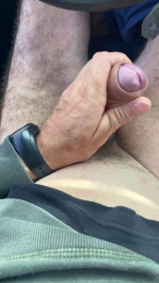 Luca075 webcam model stream image