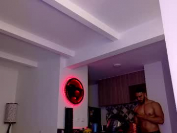 tony_muscle1 webcam model stream image