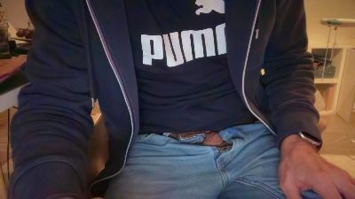 wet_adidasboy webcam model stream image