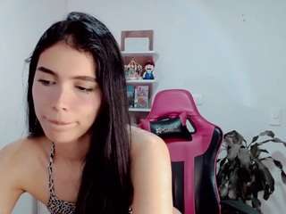 valenloveu webcam camsoda model stream image