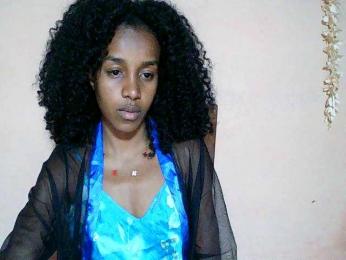 Nadia-001 webcam model stream image