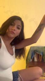 LunitaOk webcam model stream image