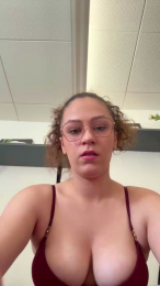 CLARAA077 webcam model stream image