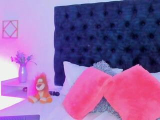 Miia Foxx webcam flirt4free model stream image