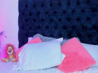 Miia Foxx webcam model stream image