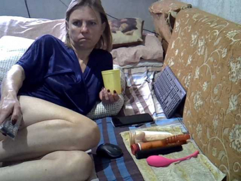 ptichka38 webcam model stream image