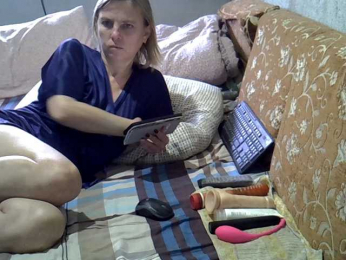 ptichka38 webcam model stream image