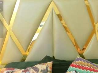 lilisantos webcam model stream image