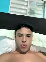 Wellington00_ webcam model stream image