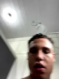 Wellington00_ webcam model stream image