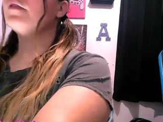 cutiebooty4u webcam model stream image